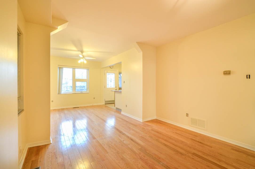 1697 Bayview Ave #B - Photo 3 of 15