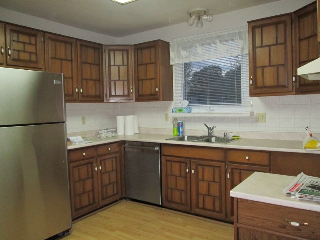 1729 Fieldstone Crescent - Photo 2 of 9