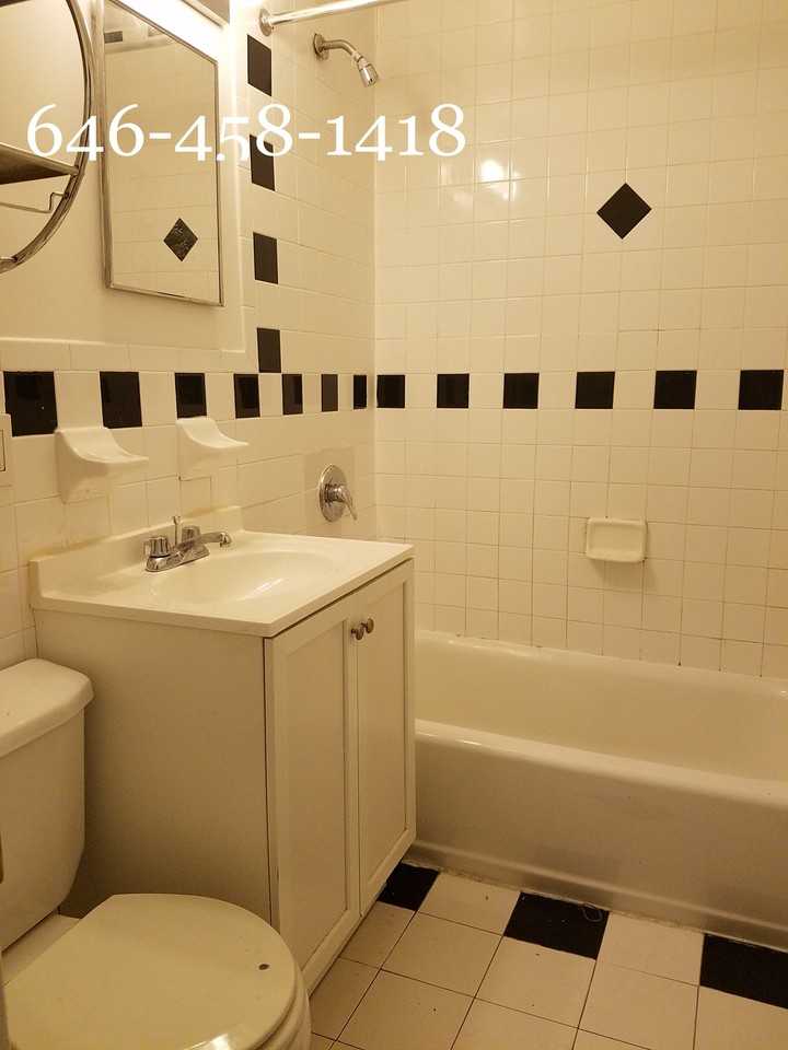 159 Franklin Ave - Photo 3 of 7