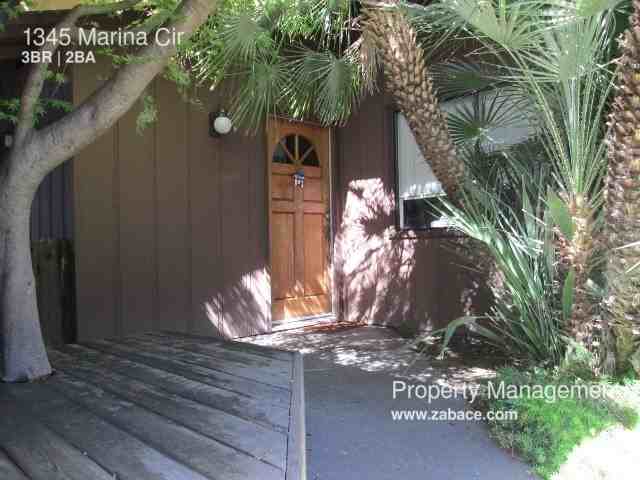 1345 Marina Cir - Photo 2 of 4