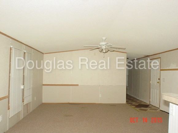 8014 Twisted Oaks Dr - Photo 2 of 20