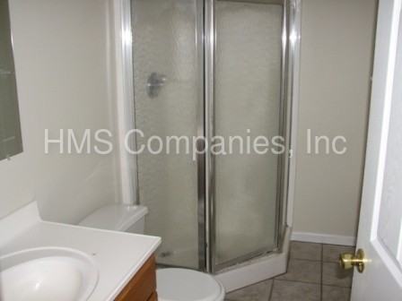 527 Sprague Ave - Photo 3 of 15