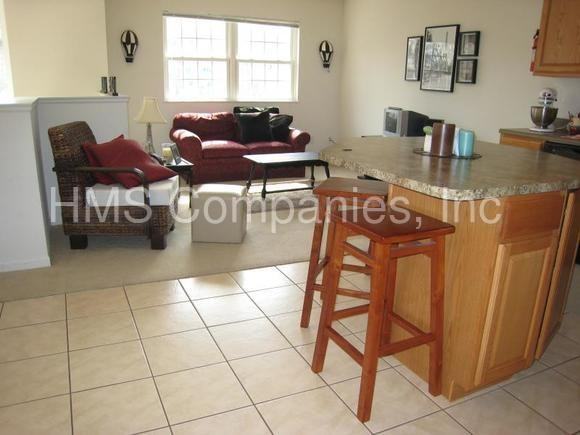 409 S Kendall Ave - Photo 2 of 17