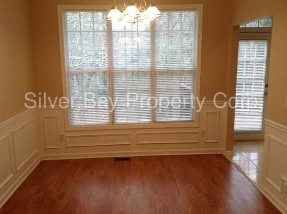 2814 Emeral Ct SW - Photo 2 of 11