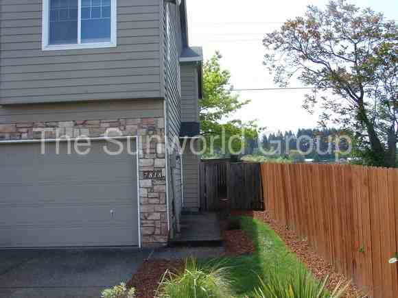 7818 NE 24th Ct - Photo 2 of 15