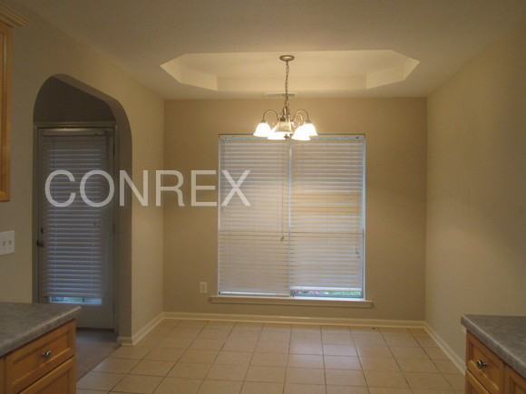 513 Camden Cove Cir - Photo 2 of 3