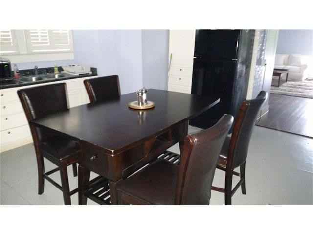 840 Solomon Pl - Photo 2 of 11