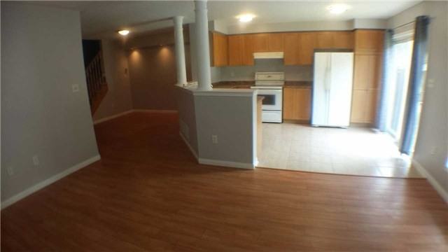 2388 Baintree Crescent - Photo 3 of 5