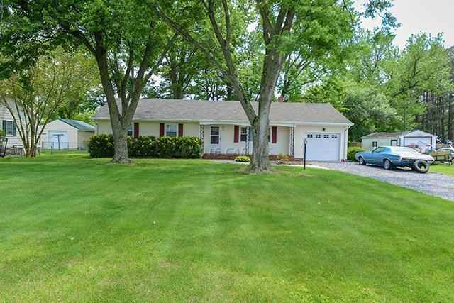 36253 Pine St - Photo 2 of 70