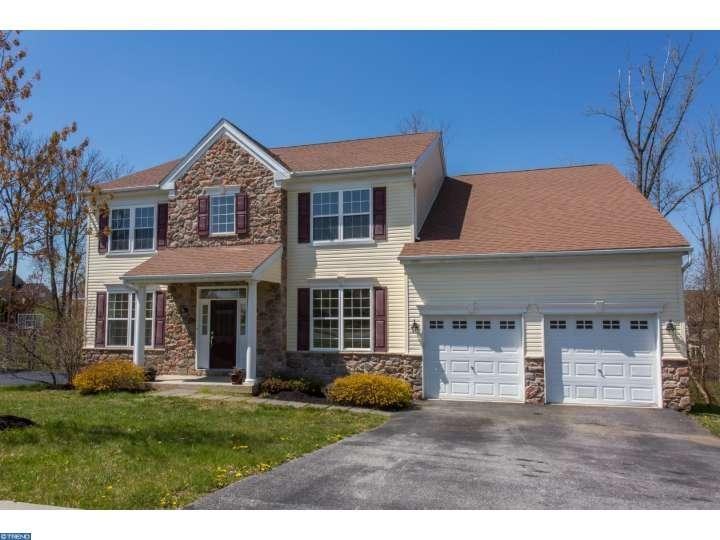 15 Venuti Dr - Photo 2 of 17