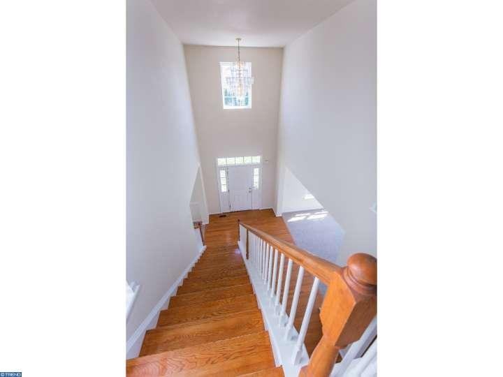 15 Venuti Dr - Photo 3 of 17