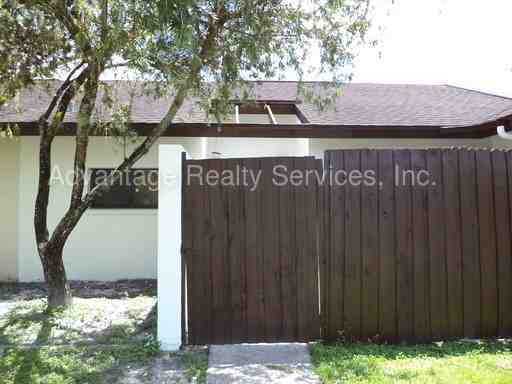 11411 Midfield Way - Photo 2 of 14