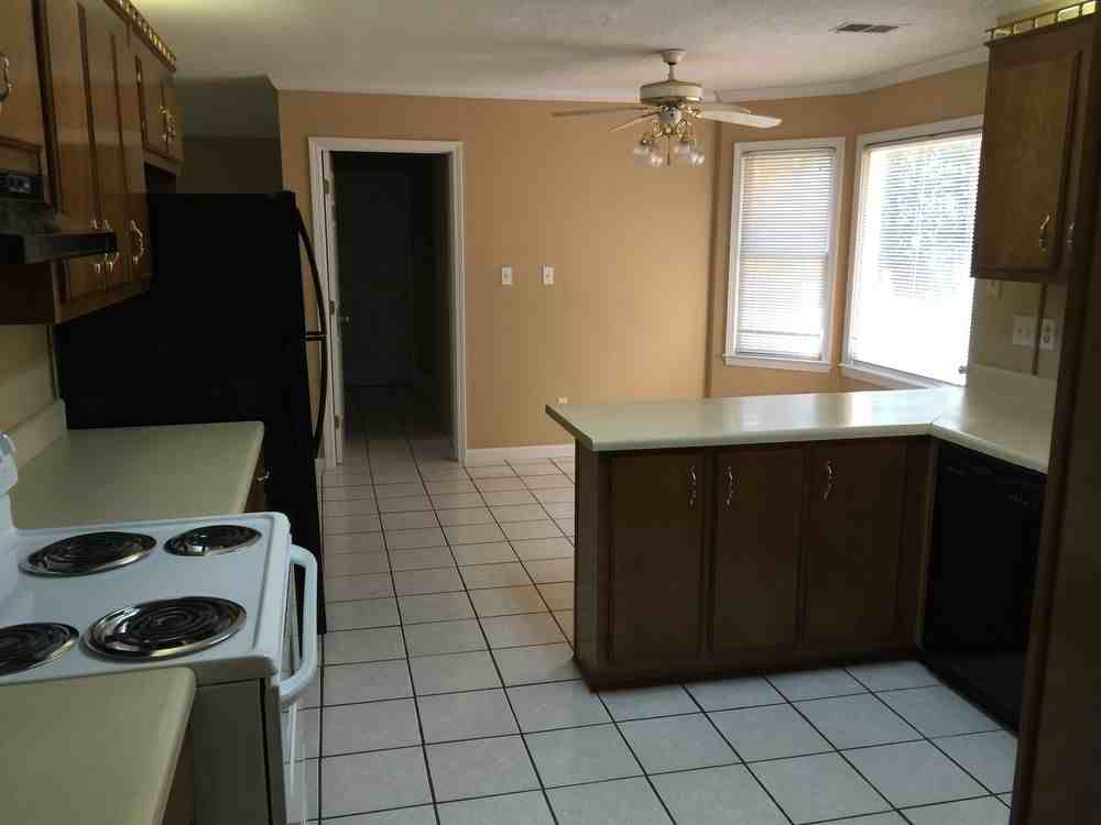 2683 Holmes Mill Pl SW - Photo 3 of 6