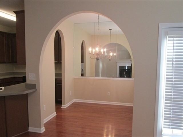 504 Whitney Way - Photo 2 of 5