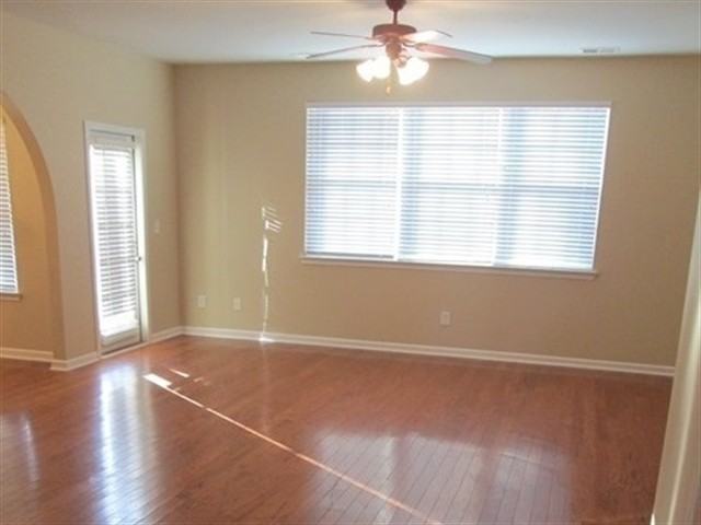 504 Whitney Way - Photo 3 of 5