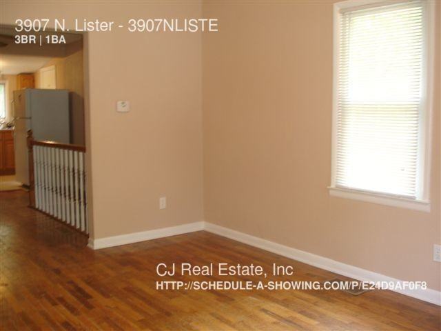 3907 N Lister Ave #3907NLISTE - Photo 2 of 7