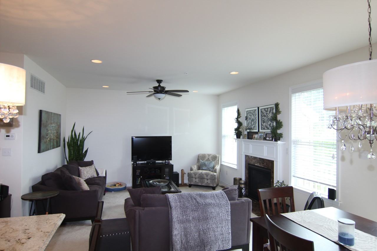 2716 Keebler Court - Photo 2 of 10