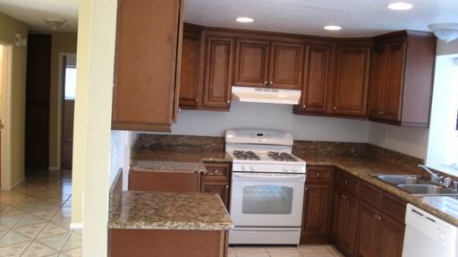 9539 Magnolia St - Photo 2 of 13