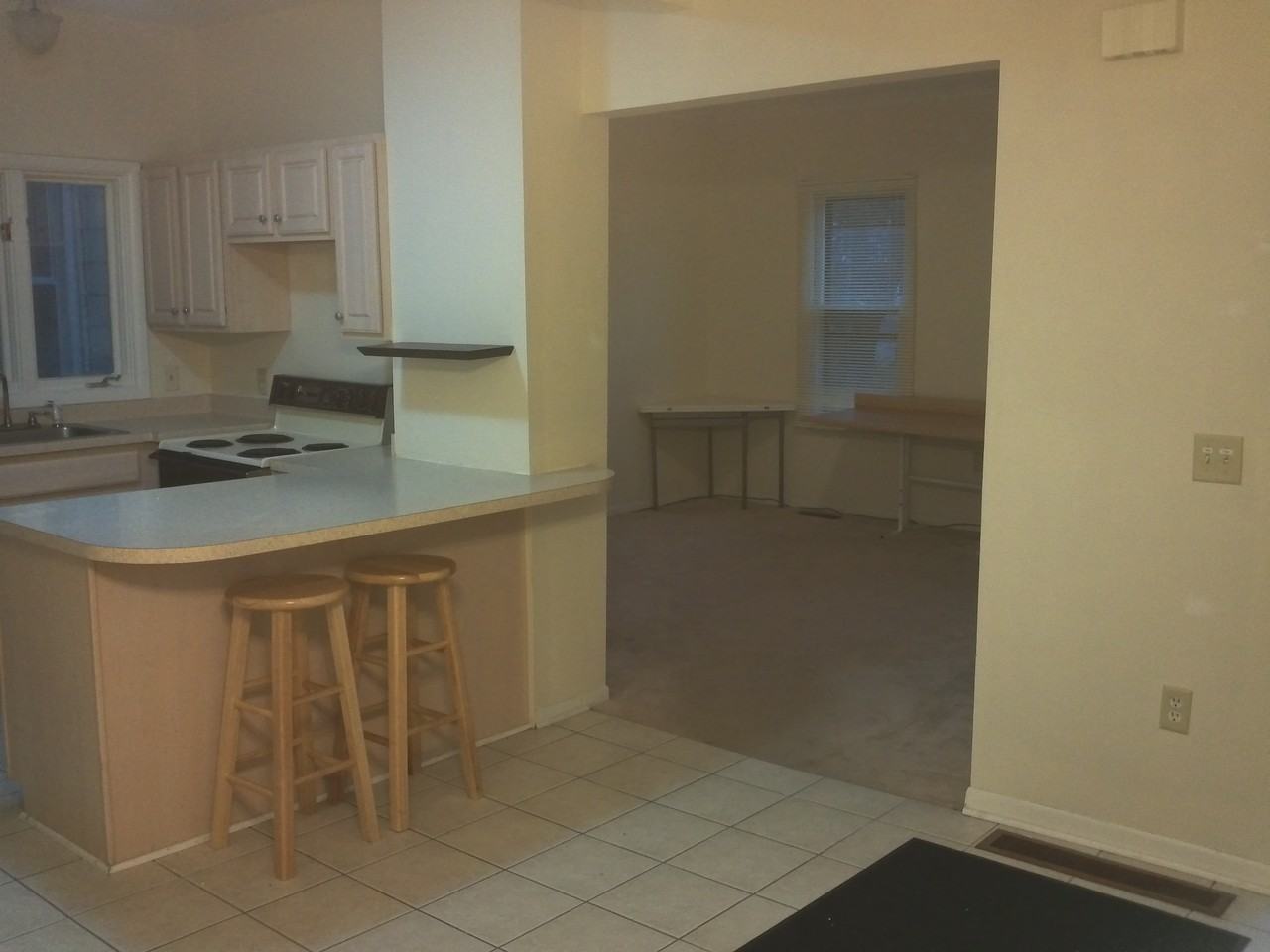 87 Gregory St - Photo 3 of 8