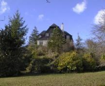 1586 York Pl - Photo 3 of 6