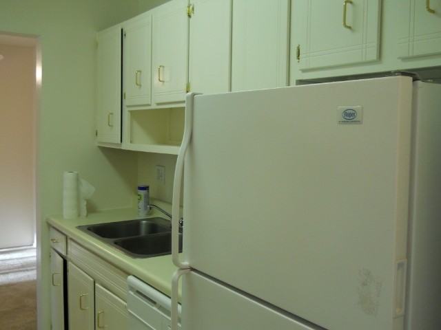 573 Darlington Ln #3 - Photo 3 of 9