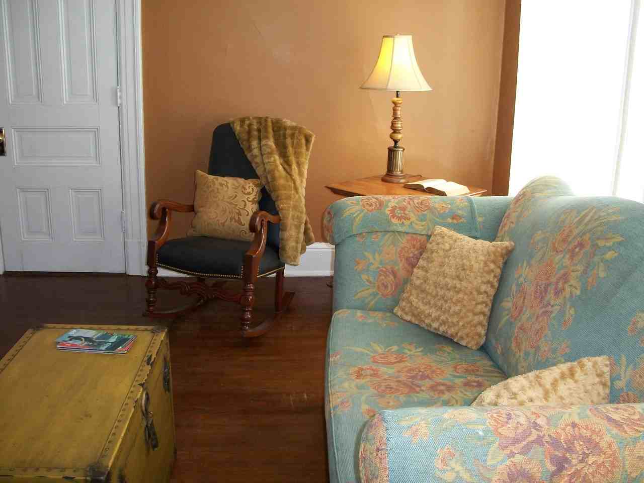 207 Barnhardt Cir - Photo 3 of 10