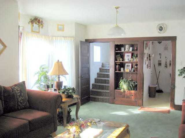 2161 N Main St - Photo 3 of 8