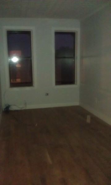 257 Cooper St - Photo 3 of 4