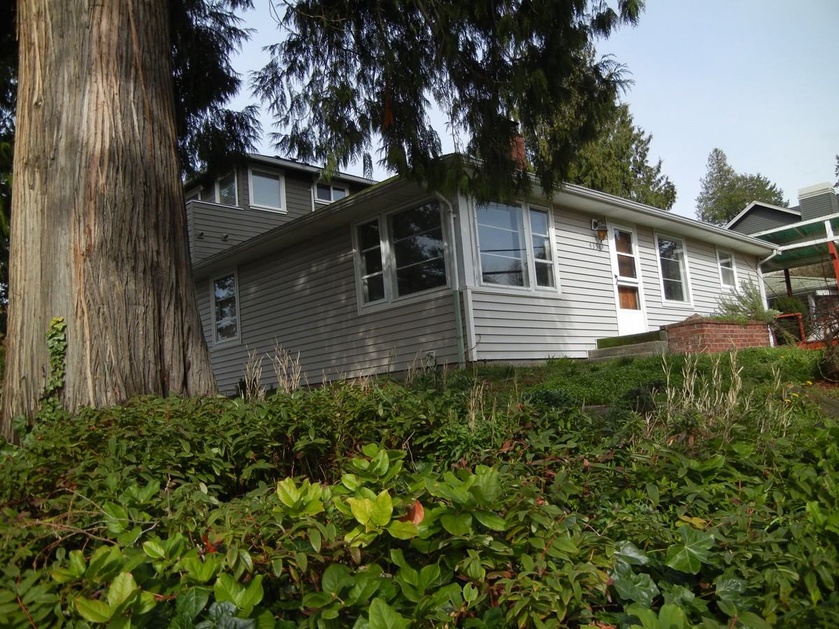 4346 SW Concord St - Photo 2 of 5