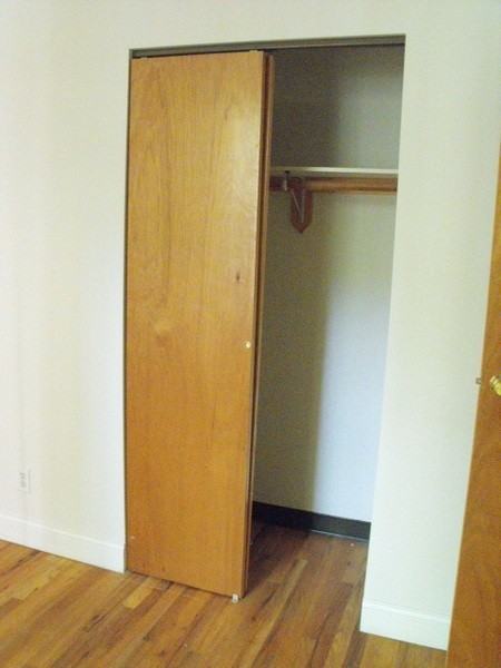 729 Lafayette Ave 1C - Photo 3 of 8