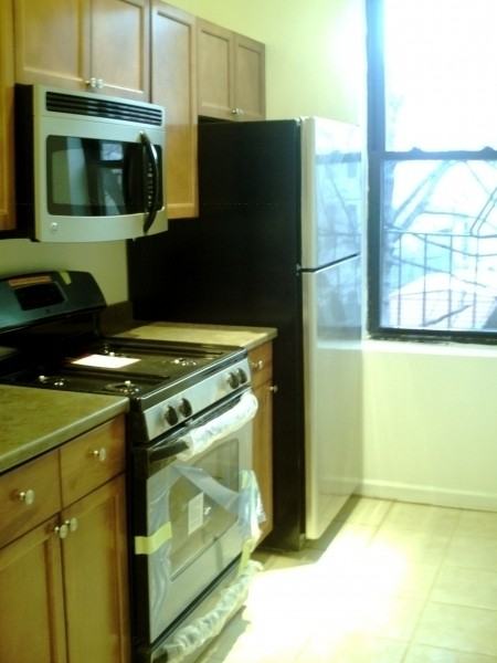 641 Park Pl - Photo 3 of 4