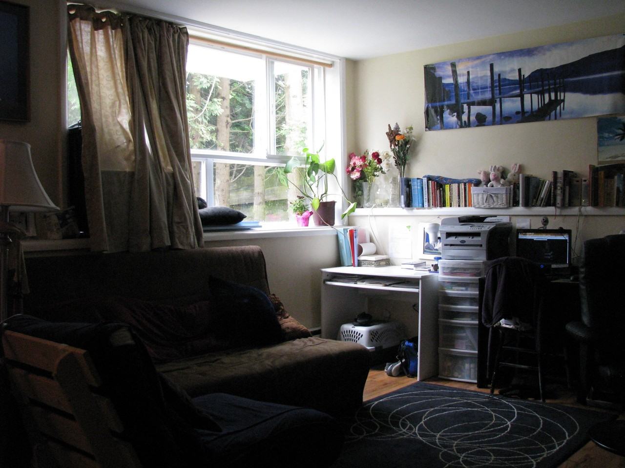 323 Seventh St - Photo 3 of 5