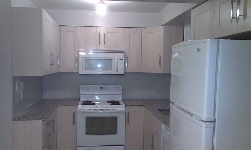 203 Fairway Rd N #4 - Photo 2 of 7