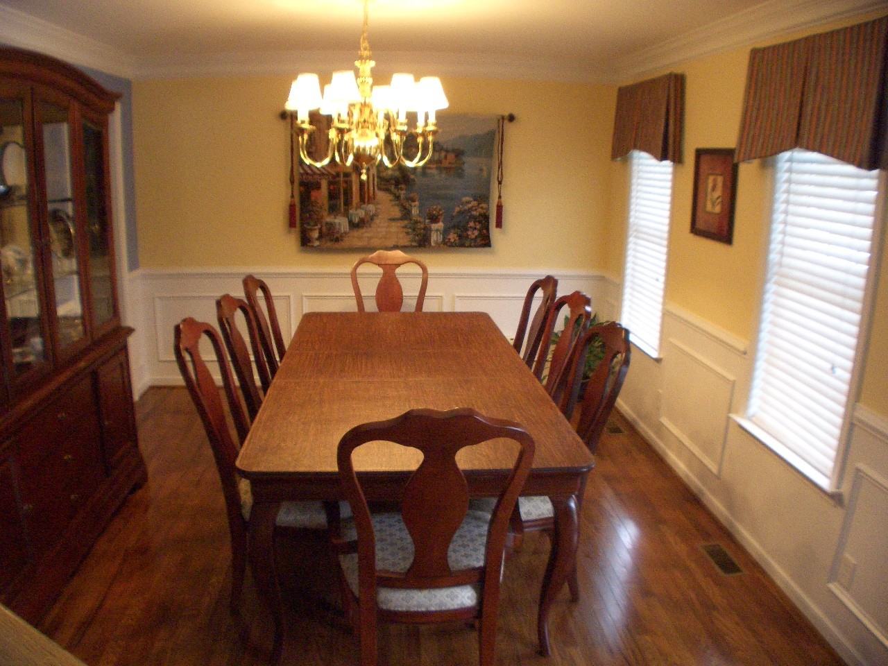 2550 Pineacre Rd - Photo 2 of 9