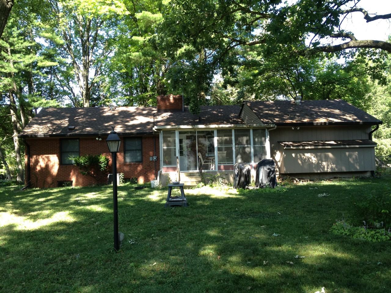 6151 N Parker Ave - Photo 2 of 2