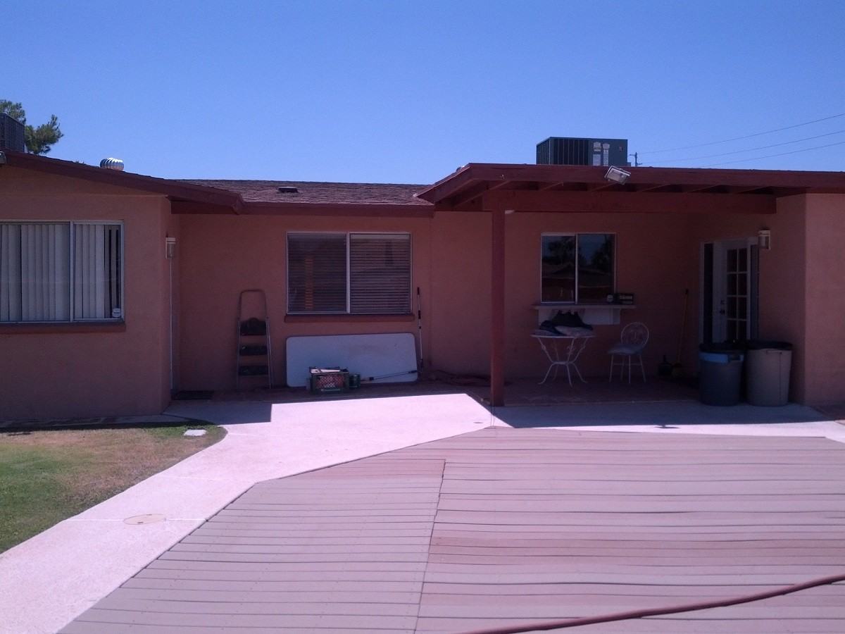 4002 E Mercer Ln - Photo 2 of 9