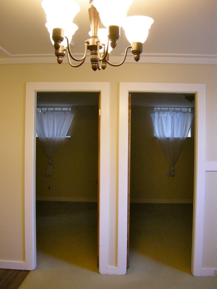 942 W 17th Ave - Photo 3 of 4