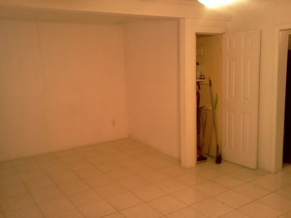 180 23rd St - Photo 2 of 9