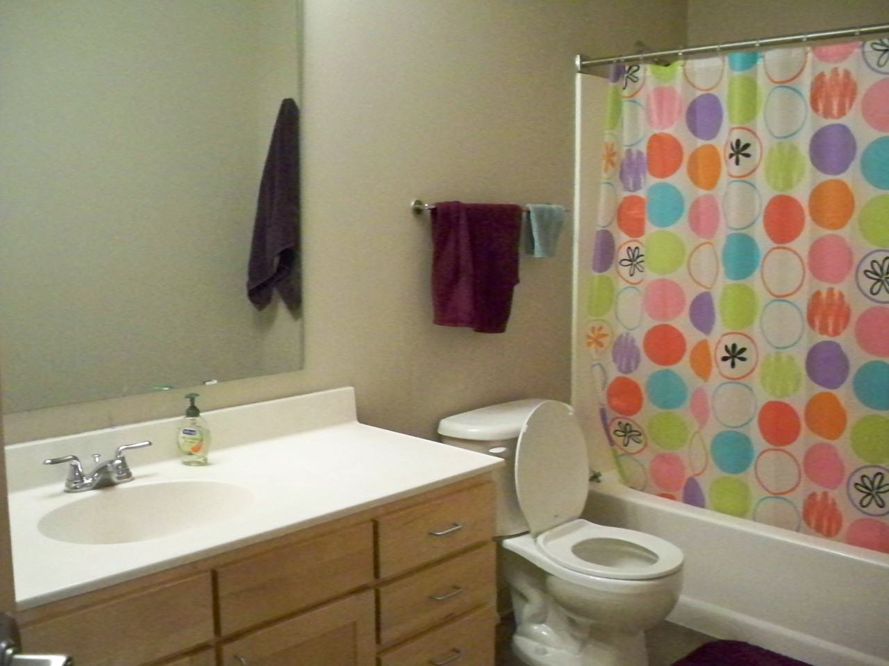 1301 University Ave SE - Photo 2 of 4