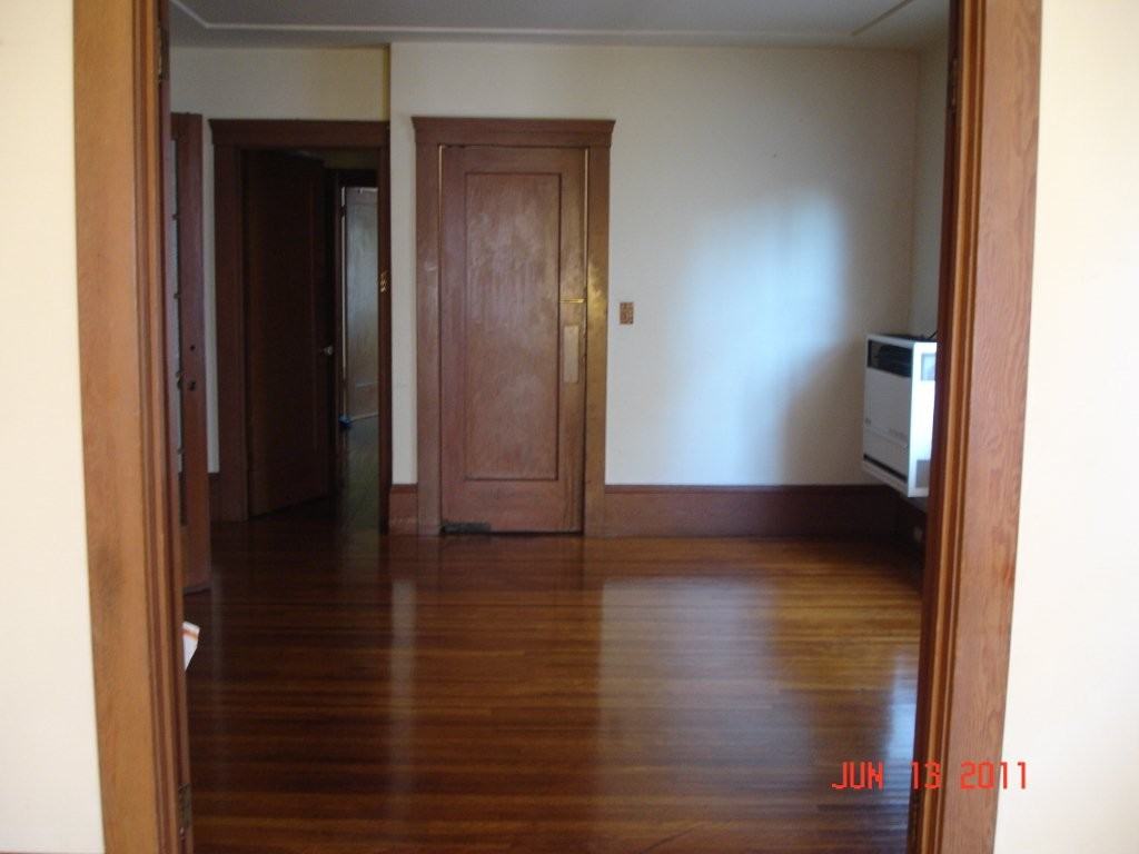 2629 Regent St - Photo 2 of 3