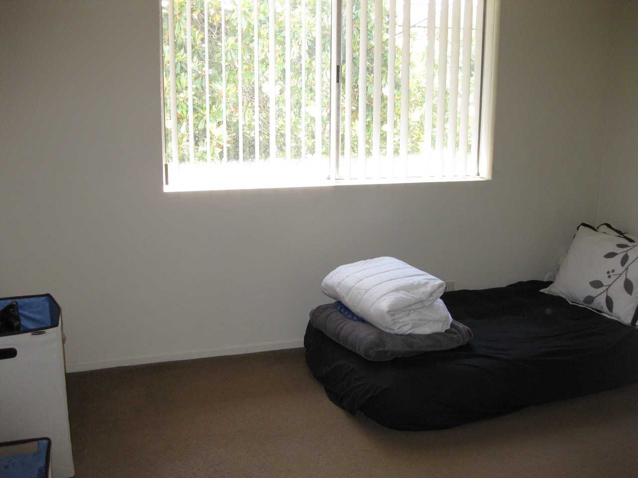 59 S Meridith Ave #4 - Photo 3 of 8