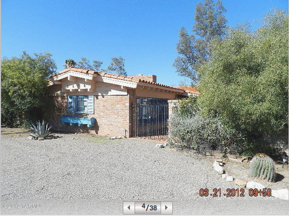 320 S Country Club Rd - Photo 2 of 14