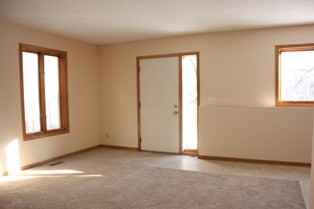 1351 Idaho Ave S - Photo 2 of 7