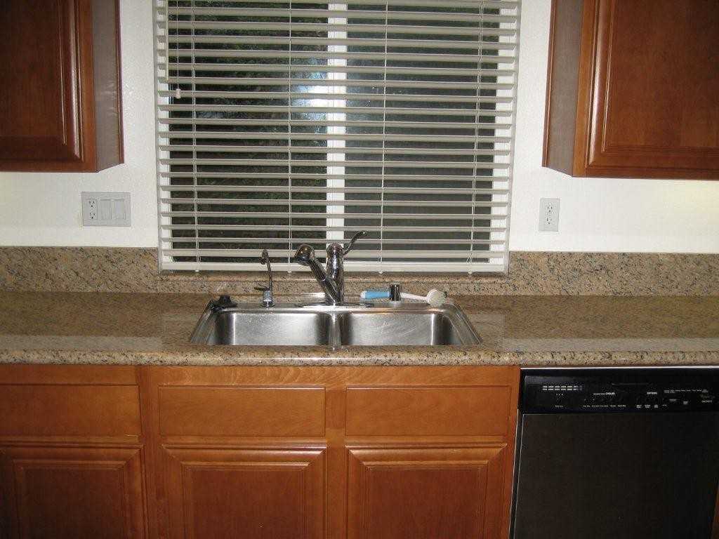 13160 Sierra Mesa Ct - Photo 3 of 8