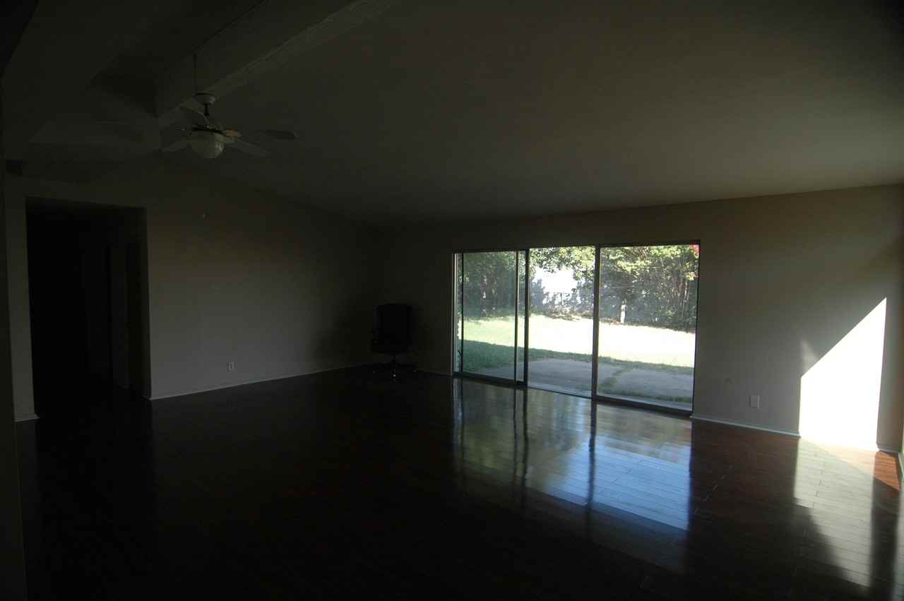 4677 S Winston Ave - Photo 2 of 2