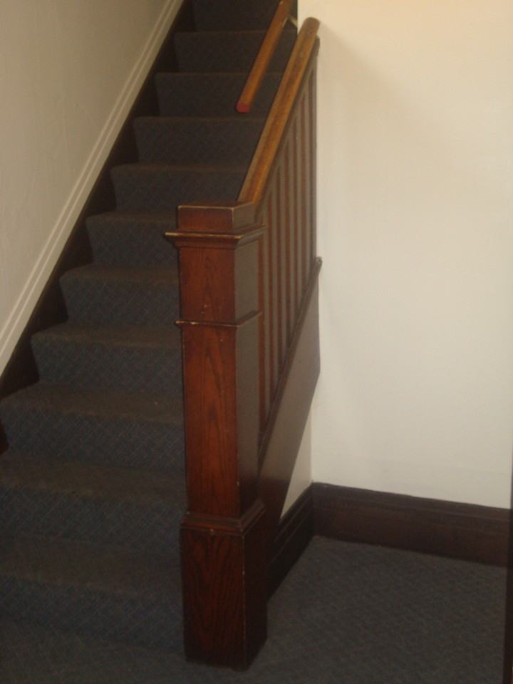 309 1st Ave NW #B - Photo 2 of 9