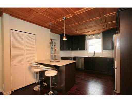 60 Moore Ave S - Photo 2 of 3