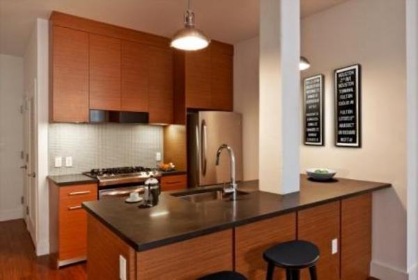 223 Water St - Photo 3 of 7