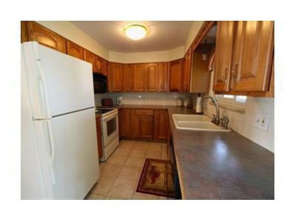 9482 Vance Ct - Photo 2 of 4