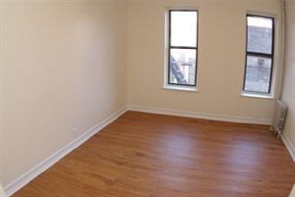 1631 Grand Ave - Photo 2 of 4